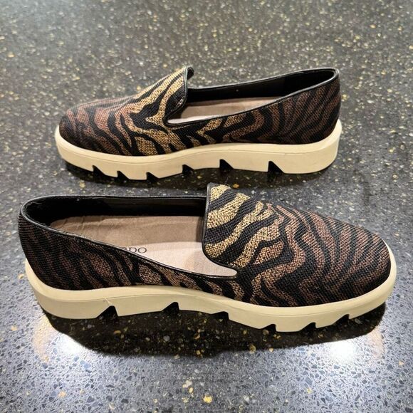 Bernardo Danica Brown Multi Zebra Platform Slip On Sneakers. Size 7. - Picture 10 of 12